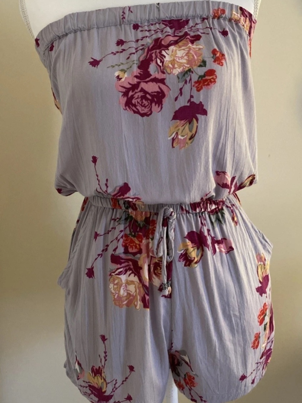 Angie gray Floral Strapless Romper